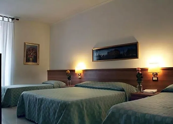 Emanuela Oda ve Kahvaltı 4*